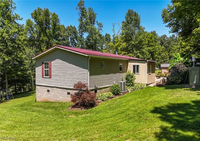 Photo 4 of Single family home for sale at 1788 Rosenbush Rd, Newport, OH 45768 | MLS# 5230216 | Listing updated on 2026-09-05