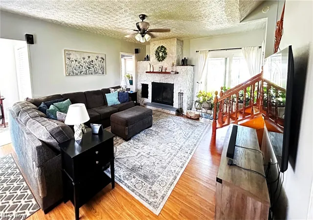 Photo 3 of Single family home for sale at 3105 Charles St, Cuyahoga Falls, OH 44221 | MLS# 5230170 | Listing updated on 2026-09-02