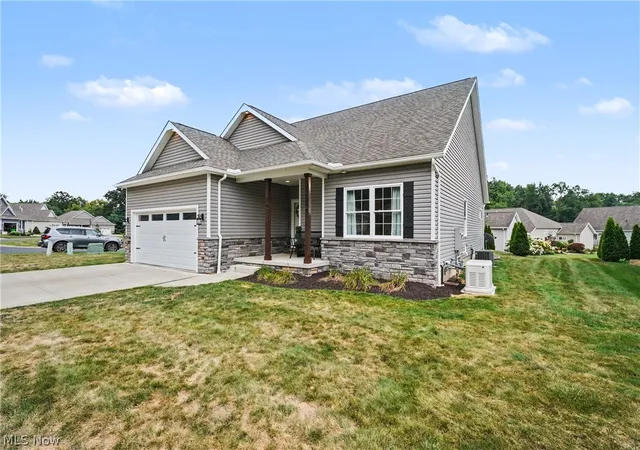 Photo 2 of Single family home for sale at 341 Alexis Ln, Canal Fulton, OH 44614 | MLS# 5230410 | Listing updated on 2026-10-01