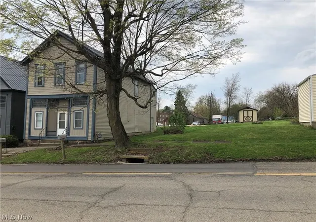 Photo 3 of Multi family home for sale at 310 S Jefferson St, Belmont, OH 43718 | MLS# 5231024 | Listing updated on 2026-09-03