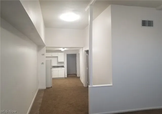 Listing Photo 5 - Condo for sale in building located at 310 S Jefferson St, Belmont, OH 43718