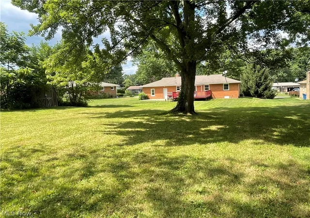 Photo 17 of Sale Pending at 5724 Bonnie Lou Dr, New Franklin, OH 44319 | MLS# 5230543 | Listing updated on 2026-09-17