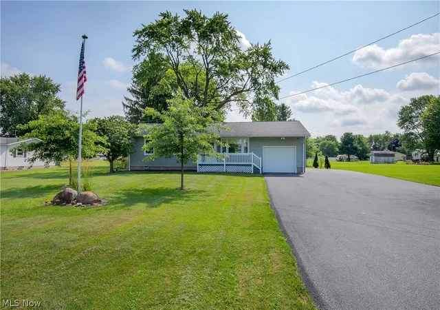 Photo 2 of Single family home for sale at 4310 Ridge Rd, Cortland, OH 44410 | MLS# 5230316 | Listing updated on 2026-09-09