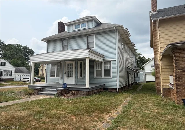 Photo 2 of Sale Pending at 2272 S Taylor Rd, Cleveland Heights, OH 44118 | MLS# 5231353 | Listing updated on 2026-09-30