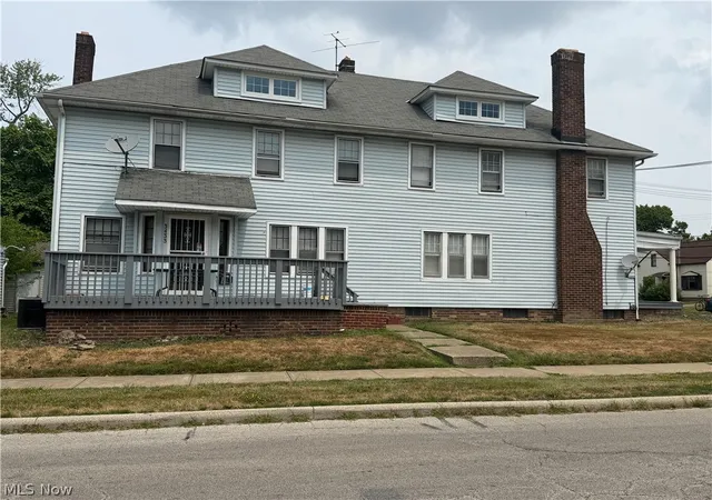 Photo 3 of Sale Pending at 2272 S Taylor Rd, Cleveland Heights, OH 44118 | MLS# 5231353 | Listing updated on 2026-09-30