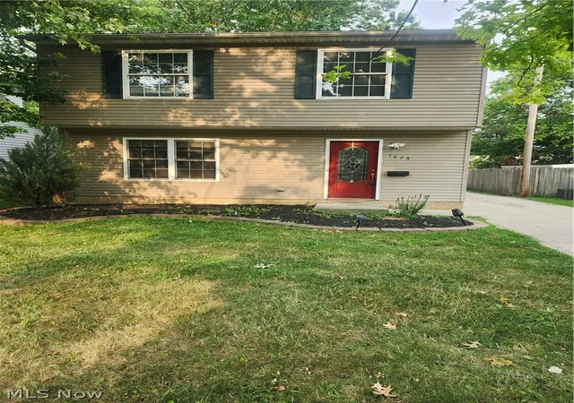 Photo 1 of Single family home for sale at 1573 E 337th Street, Eastlake, OH 44095 | MLS# 5231157 | Listing updated on 2026-09-14