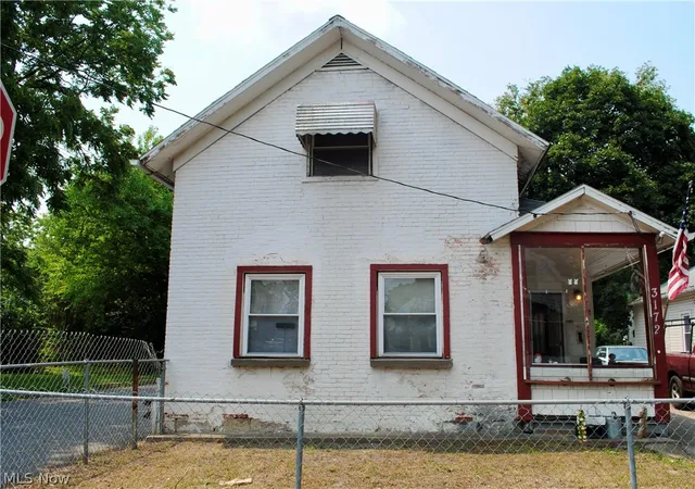 Photo 1 of Sale Pending at 3172 W 50th Street, Cleveland, OH 44102 | MLS# 5231403 | Listing updated on 2026-09-16
