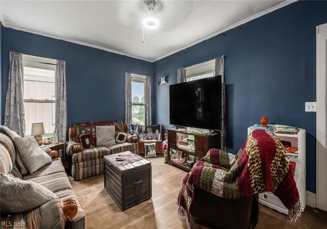 Photo 3 of Single family home for sale at 1909 Hazel Ave, Zanesville, OH 43701 | MLS# 5230232 | Listing updated on 2026-09-09