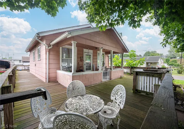 Photo 4 of Single family home for sale at 1203 Cemetery Dr, Coshocton, OH 43812 | MLS# 5230590 | Listing updated on 2026-09-11