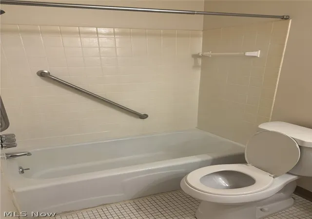 Photo 16 of Condo for sale at 14567 Madison Ave #207, Lakewood, OH 44107 | MLS# 5228385 | Listing updated on 2026-09-08