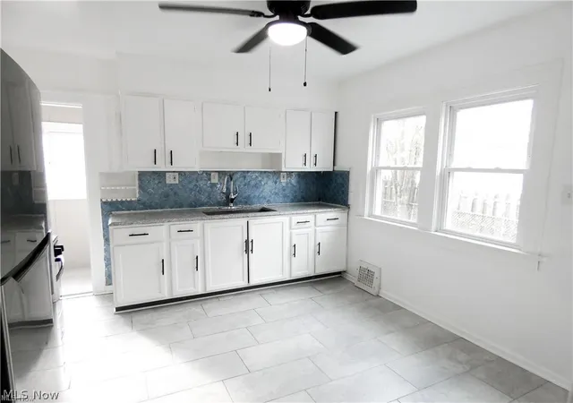 Photo 3 of Single family home for sale at 3922 Grosvenor Rd, Cleveland, OH 44118 | MLS# 5231557 | Listing updated on 2026-09-14
