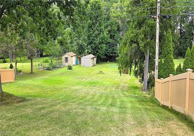 Photo 3 of Sale Pending at 11198 Gordon Dr, Cleveland, OH 44130 | MLS# 5231282 | Listing updated on 2026-09-10