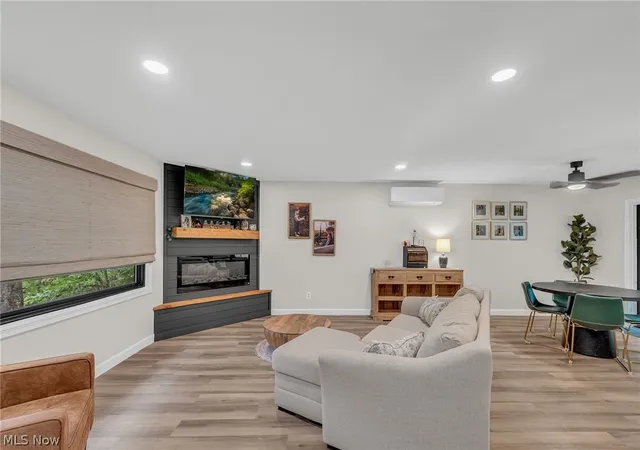 Photo 3 of Single family home for sale at 8148 Avalon Rd Nw, Malvern, OH 44644 | MLS# 5231471 | Listing updated on 2026-09-04