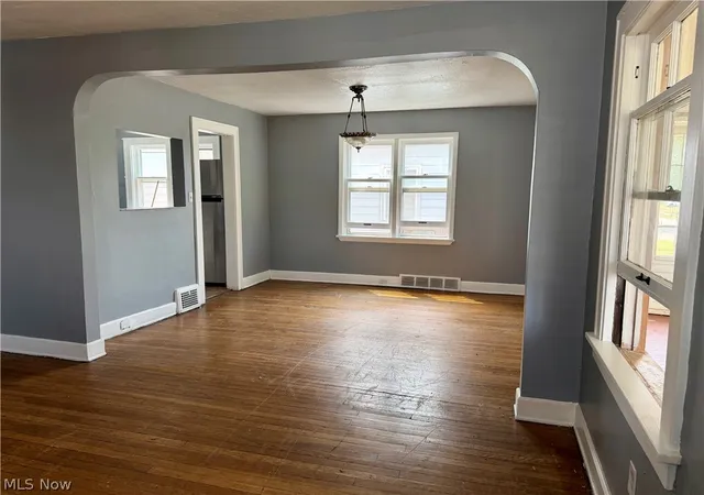 Listing Photo 5 - Condo for sale in building located at 3847-3849 W 136th St, Cleveland, OH 44111