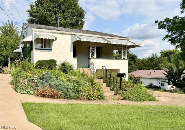 Photo 1 of Single family home for sale at 710 Walnut St, Belpre, OH 45714 | MLS# 5231778 | Listing updated on 2026-09-14