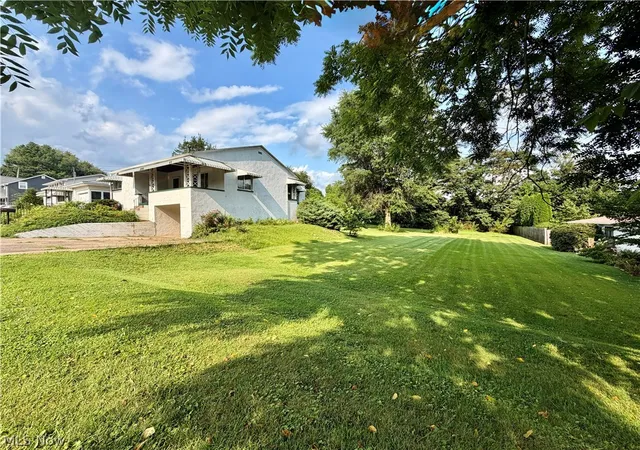 Photo 2 of Single family home for sale at 710 Walnut St, Belpre, OH 45714 | MLS# 5231778 | Listing updated on 2026-09-14