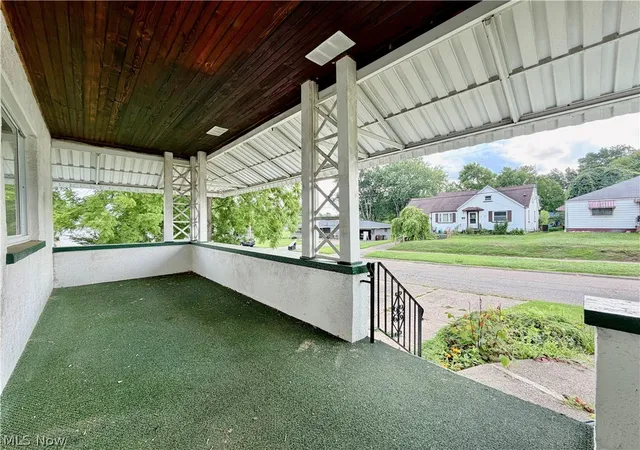 Photo 4 of Single family home for sale at 710 Walnut St, Belpre, OH 45714 | MLS# 5231778 | Listing updated on 2026-09-14