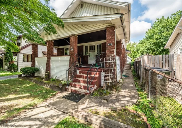 Photo 2 of Multi family home for sale at 626 Woodbine Ave Se, Warren, OH 44483 | MLS# 5227301 | Listing updated on 2026-09-09