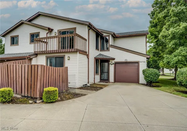 Photo 2 of Condo for sale at 32754 Washington Ct, Solon, OH 44139 | MLS# 5231984 | Listing updated on 2026-09-10