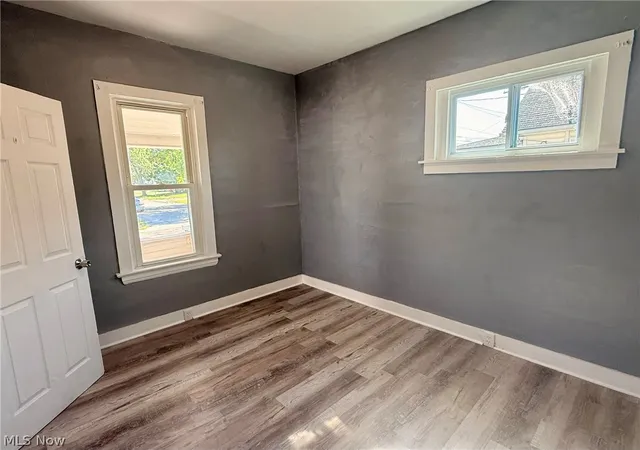 Photo 3 of Sale Pending at 124 W 32nd Street, Lorain, OH 44055 | MLS# 5231792 | Listing updated on 2026-09-15