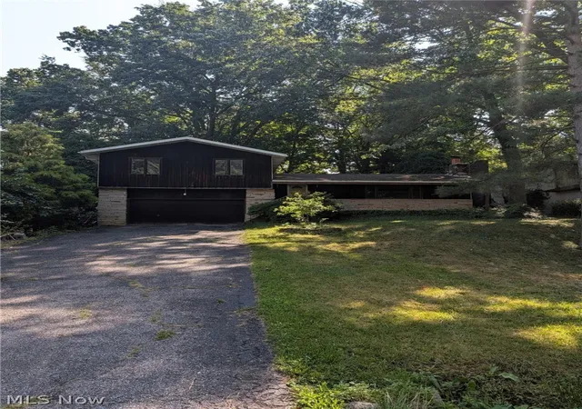 Photo 1 of Sale Pending at 3791 Butterfield Dr, Green, OH 44319 | MLS# 5217560 | Listing updated on 2026-09-03