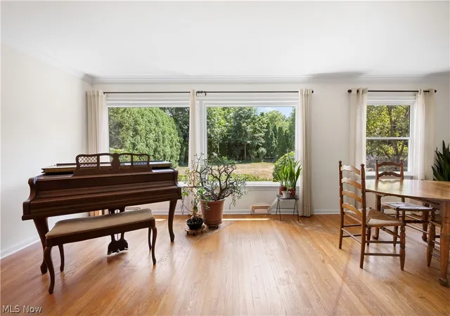 Photo 4 of Single family home for sale at 1983 Wynwood Dr, Rocky River, OH 44116 | MLS# 5231142 | Listing updated on 2026-10-01