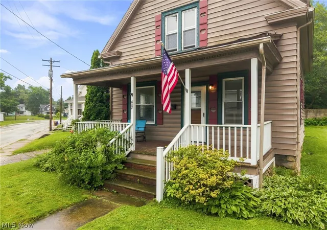 Photo 3 of Single family home for sale at 637 Franklin Ave, Salem, OH 44460 | MLS# 5231606 | Listing updated on 2026-10-01