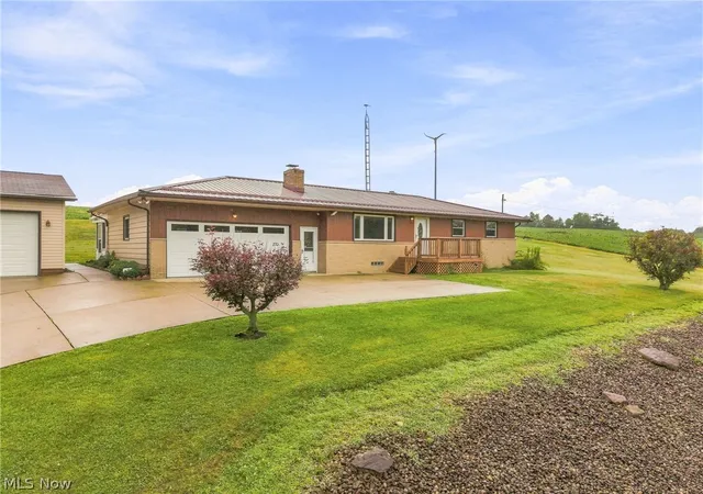 Photo 3 of Single family home for sale at 26142 Us Route 30, East Rochester, OH 44625 | MLS# 5231833 | Listing updated on 2026-09-13