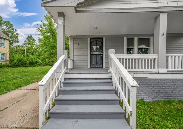 Photo 4 of Sale Pending at 11312 Dove Ave, Cleveland, OH 44105 | MLS# 5232273 | Listing updated on 2026-09-10