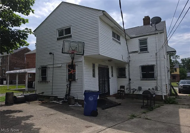 Photo 3 of Single family home for sale at 17425 Throckley Ave, Cleveland, OH 44128 | MLS# 5232321 | Listing updated on 2026-09-11