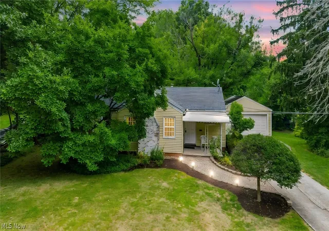 Photo 28 of Single family home for sale at 2490 Glenridge Rd, Euclid, OH 44117 | MLS# 5232359 | Listing updated on 2026-10-05