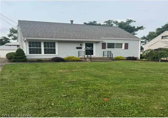 Photo 3 of Single family home for sale at 3741 Argonne St, Mogadore, OH 44260 | MLS# 5232471 | Listing updated on 2026-09-13