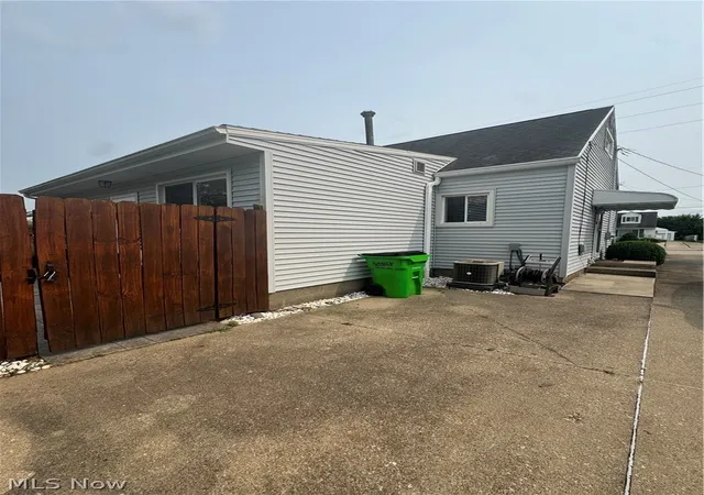 Photo 4 of Single family home for sale at 3741 Argonne St, Mogadore, OH 44260 | MLS# 5232471 | Listing updated on 2026-09-13