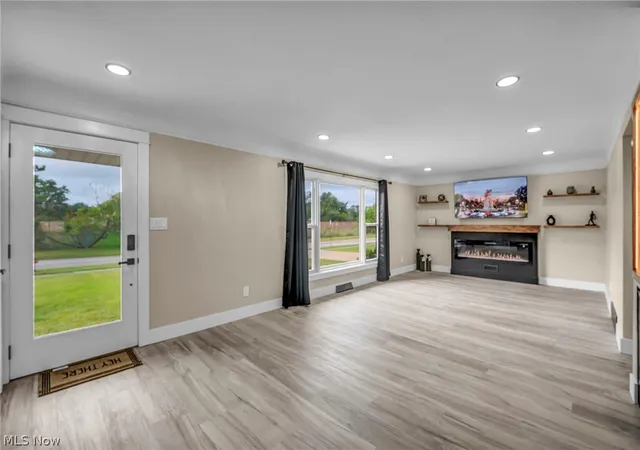 Photo 3 of Single family home for sale at 18509 Preston Rd, Cleveland, OH 44128 | MLS# 5232094 | Listing updated on 2026-09-10