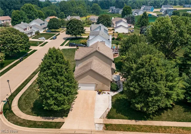 Photo 4 of Sale Pending at 7540 Cheverton Cir NW, Massillon, OH 44646 | MLS# 5232660 | Listing updated on 2026-09-12