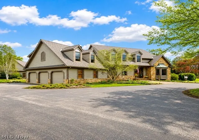 Photo 1 of Single family home for sale at 11205 Hampton Ridge Dr, Chardon, OH 44024 | MLS# 5232684 | Listing updated on 2026-09-03