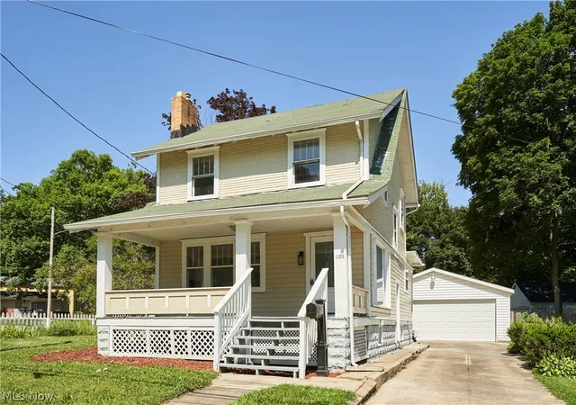 Photo 2 of Sale Pending at 1102 Diagonal Rd, Akron, OH 44320 | MLS# 5232431 | Listing updated on 2026-09-11