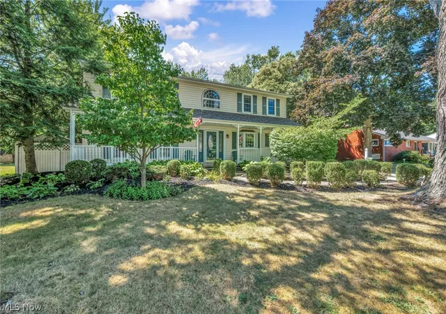 Photo 3 of Single family home for sale at 6266 Meadowbrook Dr, Mentor, OH 44060 | MLS# 5226591 | Listing updated on 2026-09-04