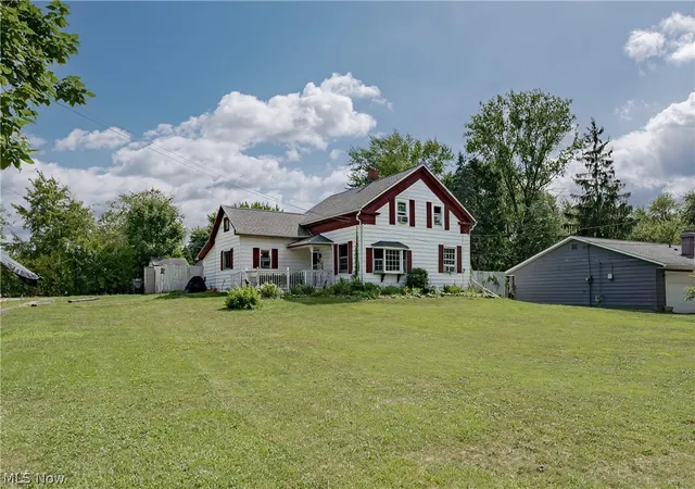 Photo 2 of Single family home for sale at 3060 Boston Rd, Brunswick, OH 44212 | MLS# 5232021 | Listing updated on 2026-09-10