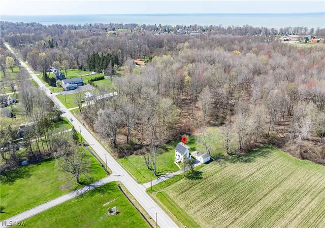 Photo 3 of Single family home for sale at 3321 Carpenter Rd, Ashtabula, OH 44004 | MLS# 5232857 | Listing updated on 2026-09-06