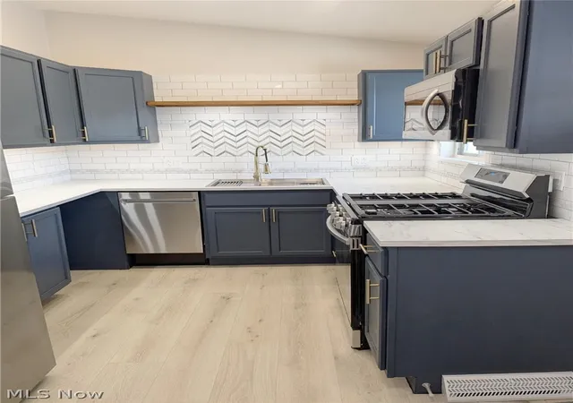 Photo 2 of House for sale at 802 S Jenkins Blvd, Akron, OH 44306 | MLS# 5232864 | Listing updated on 2026-09-12