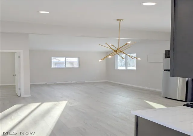 Photo 3 of House for sale at 802 S Jenkins Blvd, Akron, OH 44306 | MLS# 5232864 | Listing updated on 2026-09-12