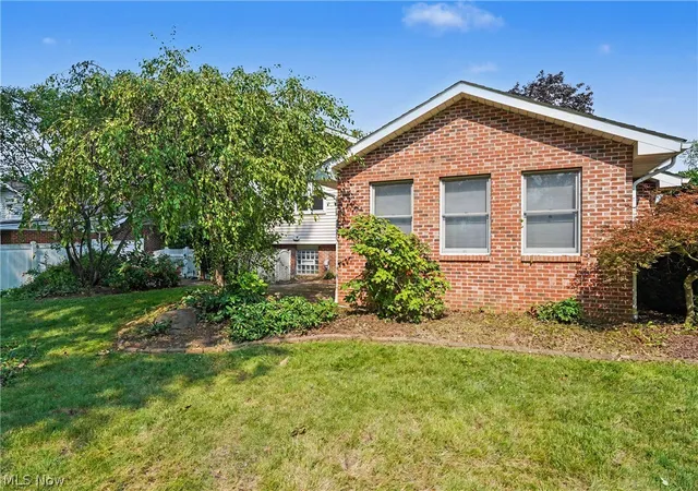 Photo 43 of Single family home for sale at 7436 Sugartree Dr, Youngstown, OH 44512 | MLS# 5231605 | Listing updated on 2026-09-11