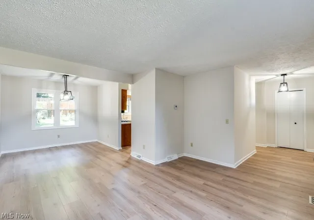Photo 3 of Single family home for sale at 1505 Democracy Dr Nw, North Canton, OH 44720 | MLS# 5231772 | Listing updated on 2026-09-30