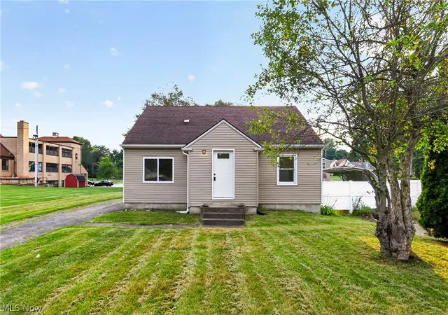 Photo 1 of Single family home for sale at 4916 Southern Blvd, Youngstown, OH 44512 | MLS# 5231170 | Listing updated on 2026-09-10