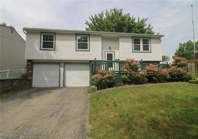 Single family home for sale at 804 Texas Ave, Mc Donald, OH 44437 | MLS# 5232959