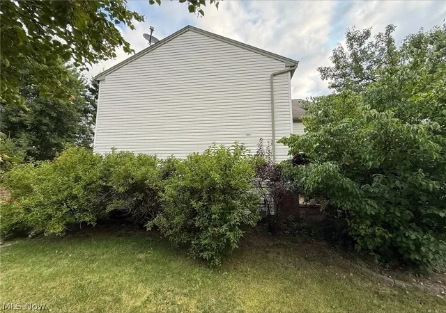 Photo 2 of Sale Pending at 8700 Chesea Ct, Northfield, OH 44067 | MLS# 5233074 | Listing updated on 2026-09-13
