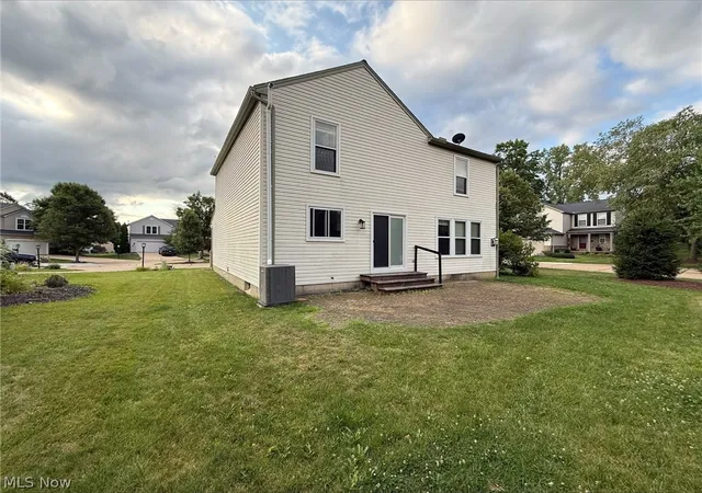 Photo 3 of Sale Pending at 8700 Chesea Ct, Northfield, OH 44067 | MLS# 5233074 | Listing updated on 2026-09-13