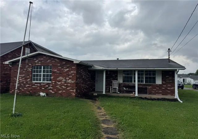 Photo 1 of Single family home for sale at 811 23rd Street, Vienna, WV 26105 | MLS# 5233097 | Listing updated on 2026-09-02