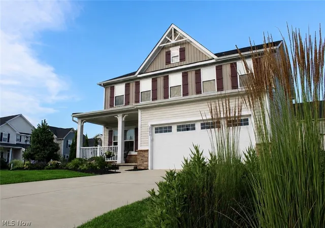 Photo 2 of Sale Pending at 2193 Canterbury Dr, Willoughby, OH 44094 | MLS# 5232930 | Listing updated on 2026-09-06